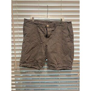 Old Navy Striped Shorts -‎ Size 40